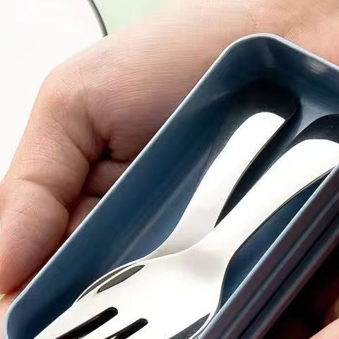 مجموعة أدوات مائدة صغيرة محمول - مراجعة Camping Cooking And Eating Set وسعره